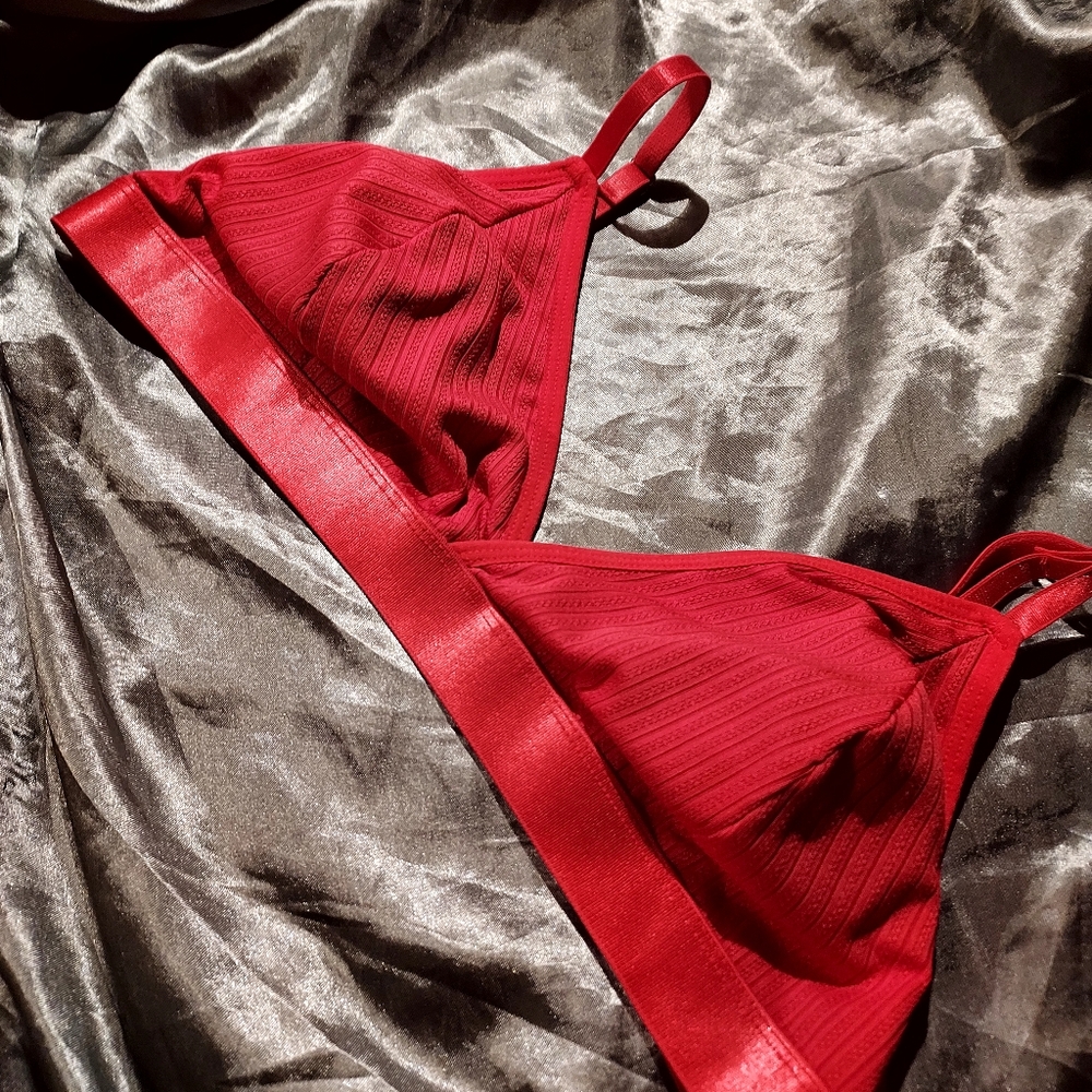 Seamless Triangle Bralette